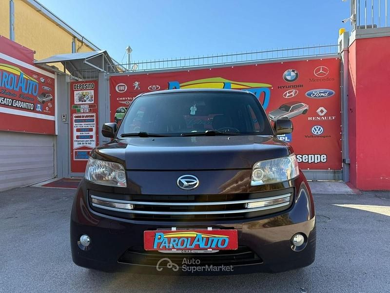 Usata Daihatsu Materia TAKA 103 CV (75 kW) 2009 Viola Monovolume