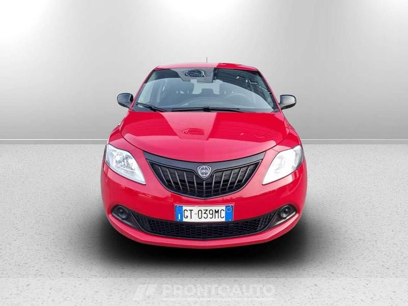 Usata Lancia Ypsilon S 70 CV (51 kW) 2024 Rosso Utilitaria