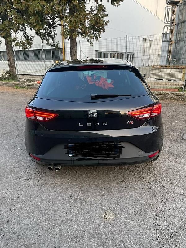 Usata Seat Leon FR 184 CV (135 kW) 2014 Nero Coupé