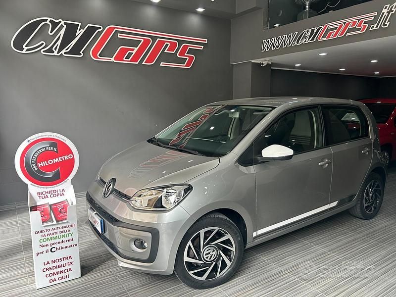 Begagnad VW up! Move 60 HK (44 kW) 2019 Grå Halvkombi