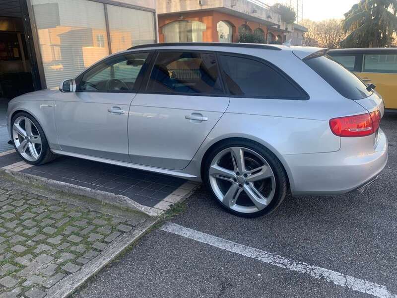 Argento Usata 2010 Audi A4 Ambiente Station wagon | 6000 € (Buon prezzo) - Immagine 1/4