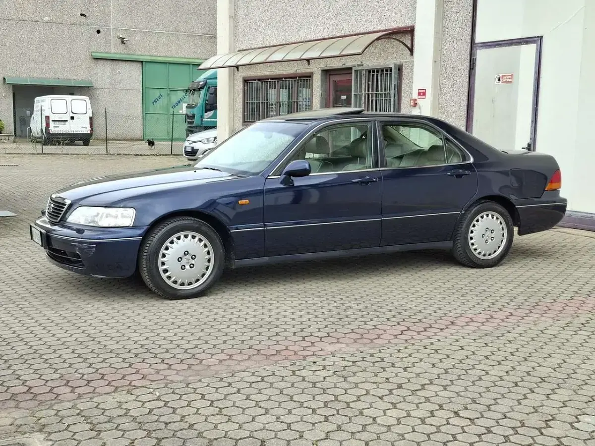 Usata Honda Legend 205 CV (150 kW) 1997 Blu/azzurro Berlina
