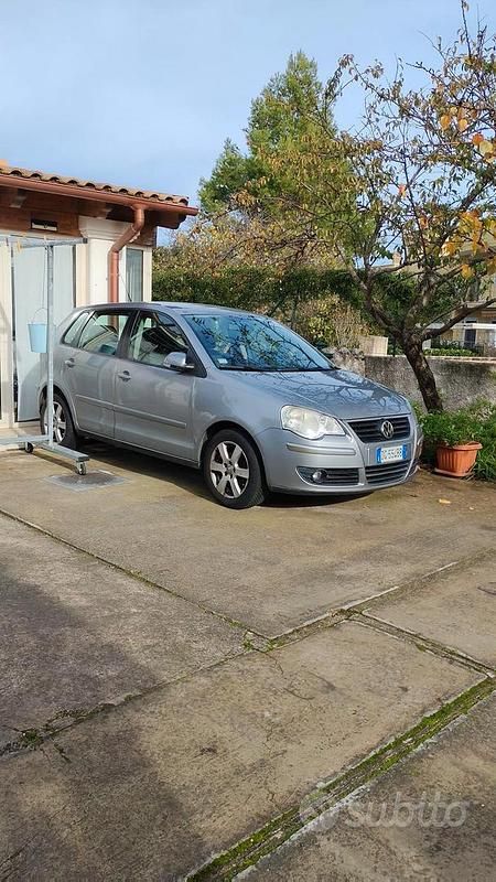 Grigio Usata 2007 VW Polo Due volumi | 2000 € - Immagine 1/1
