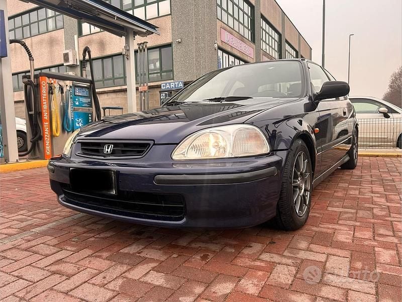 Usata Honda Civic 1996 Blu Berlina