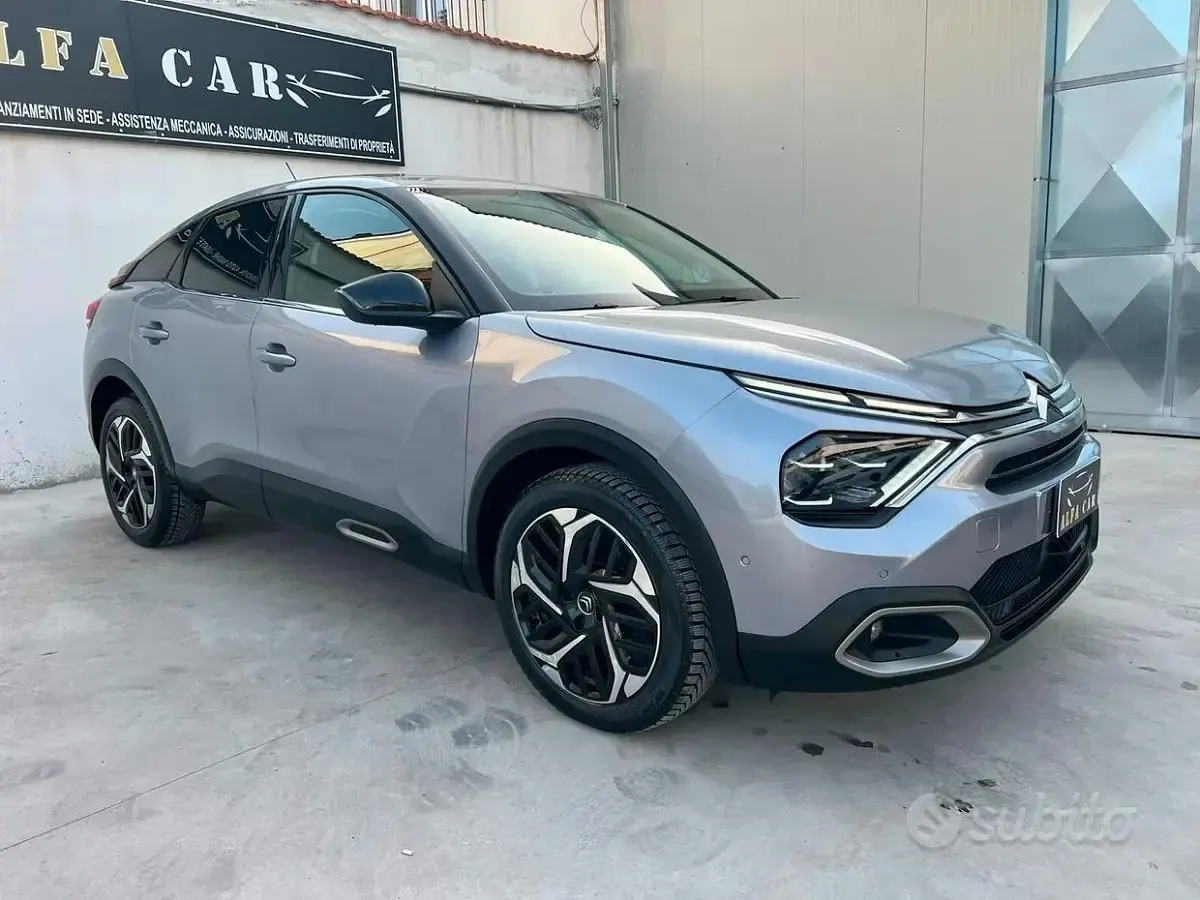 Usata Citroën C4 Shine 131 CV (96 kW) 2022 Grigio Berlina