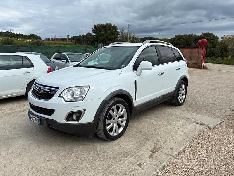 Usata Opel Antara Cosmo 184 CV (135 kW) 2012 Bianco SUV