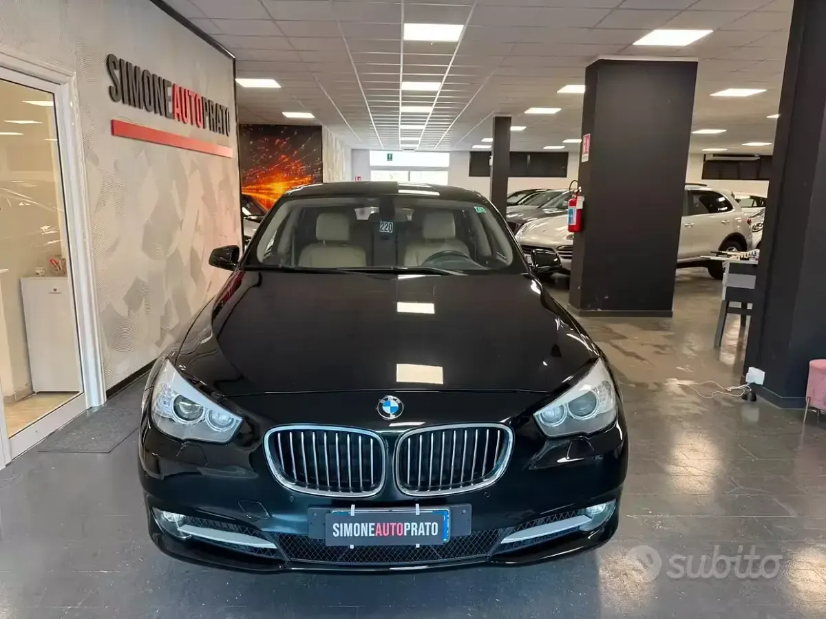 Usata BMW 530 Efficient Dynamics 245 CV (180 kW) 2010 Nero Berlina