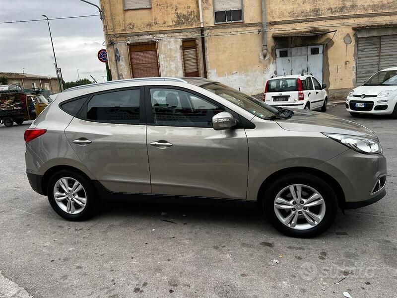 Usata Hyundai ix35 Comfort 184 CV (135 kW) 2011 Bronzo SUV