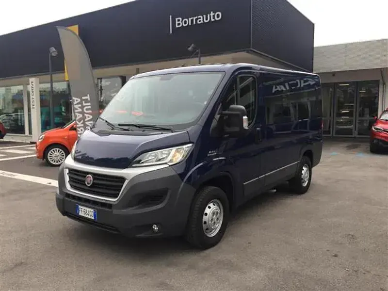 Usata Fiat Ducato 150 CV (110 kW) 2016 Blu scuro Furgone