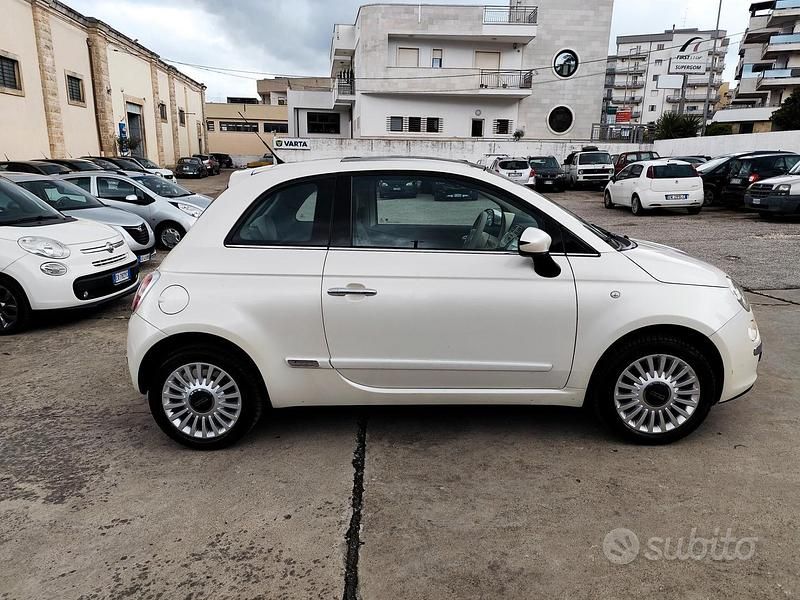 Usata Fiat 500 Lounge 75 CV (55 kW) 2010 Bianco Berlina