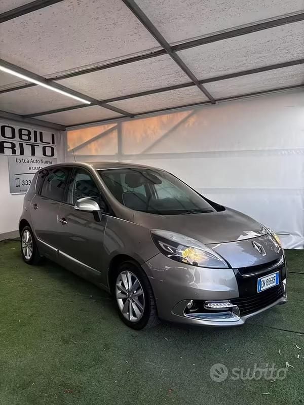 Usata Renault Scénic III Bose Edition 110 CV (80 kW) 2012 Giallo Monovolume
