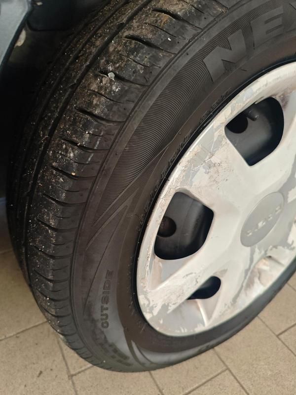 Usata Dacia Sandero 74 CV (54 kW) 2008 Grigio Utilitaria