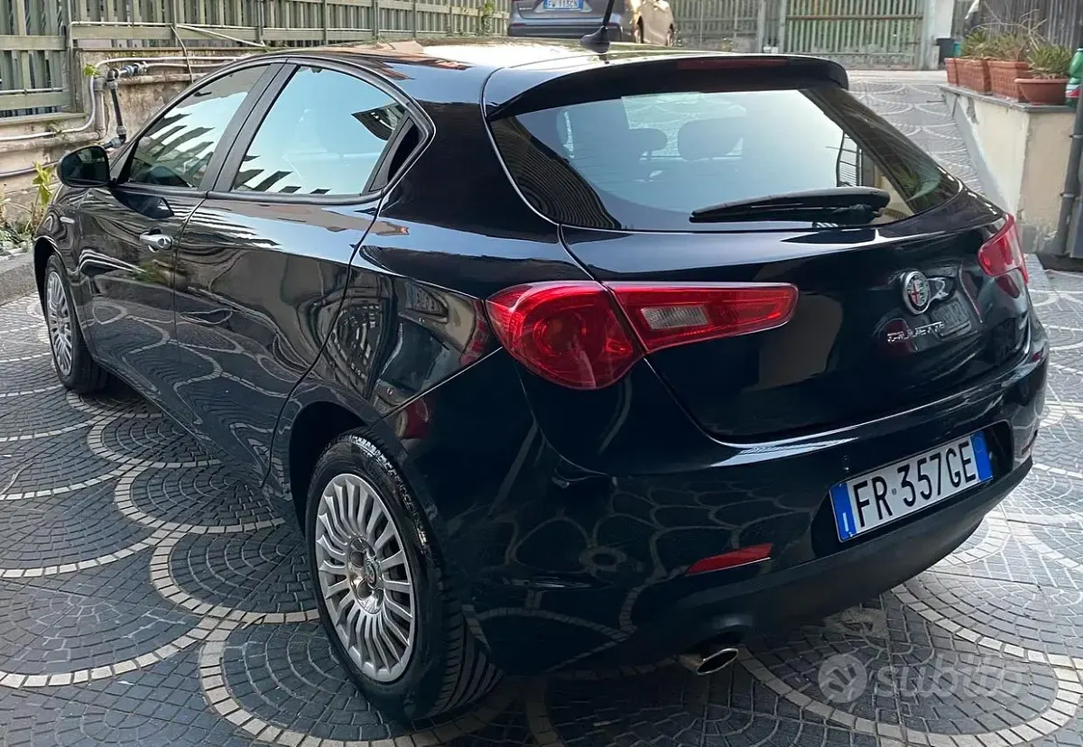 Usata Alfa Romeo Giulietta 120 CV (88 kW) 2018 Utilitaria