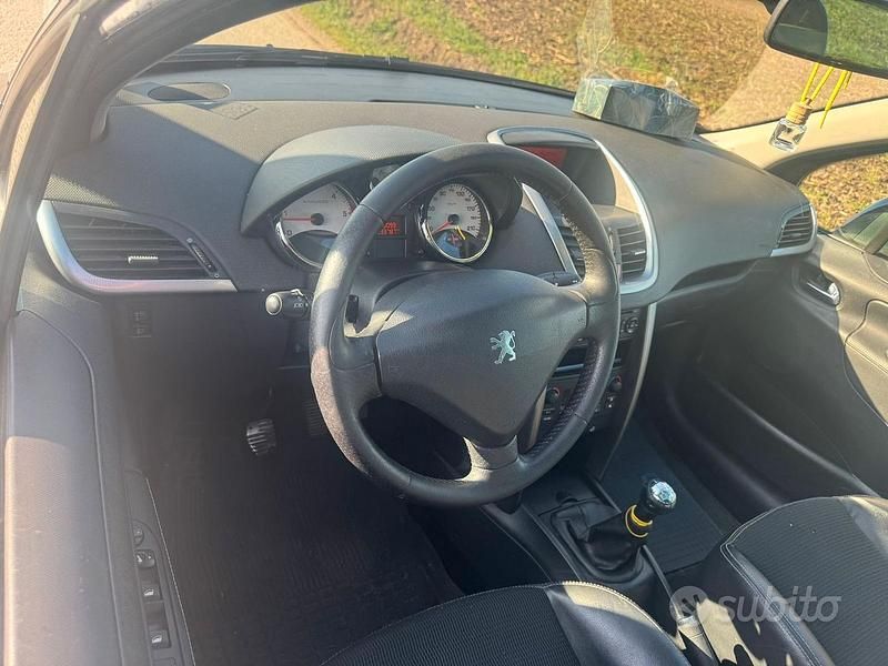 Usata Peugeot 207 2009 Nero Station wagon