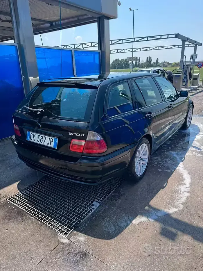 Usata BMW 320 Efficient Dynamics 150 CV (110 kW) 2004 Nero Station wagon