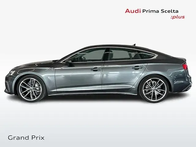 Usata Audi A5 Sportback S-Line 204 CV (150 kW) 2023 Grigio daytona perla Utilitaria