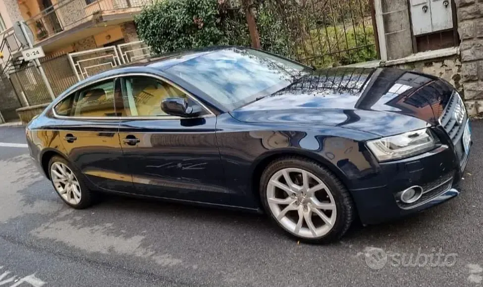 Usata Audi A5 177 CV (130 kW) 2010 Bluazzurro Coupé