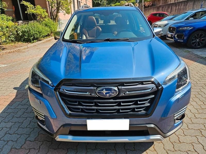 Usata Subaru Forester Premium 150 CV (110 kW) 2022 Blu SUV