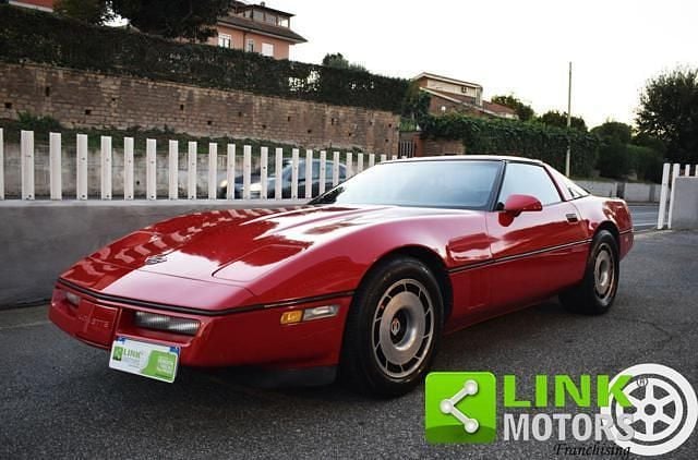 Rosso Usata 1984 Corvette C4 | 18.500 € - Immagine 1/4