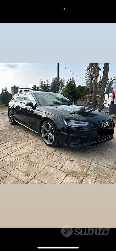 Usata Audi A4 S-Line 150 CV (110 kW) 2020 Nero Berlina