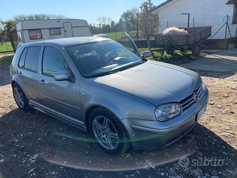 Usata VW Golf IV 130 CV (95 kW) 2003 Grigio Berlina