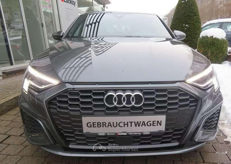 Usata Audi A3 S-Line 150 CV (110 kW) 2021 Grigio Berlina