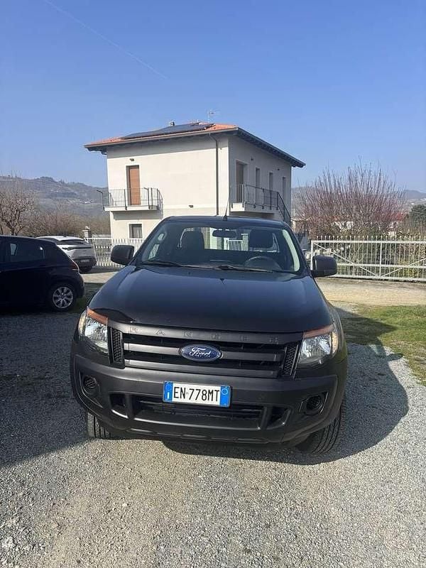 Usata Ford Ranger XL 150 CV (110 kW) 2012 Nero Pick-up