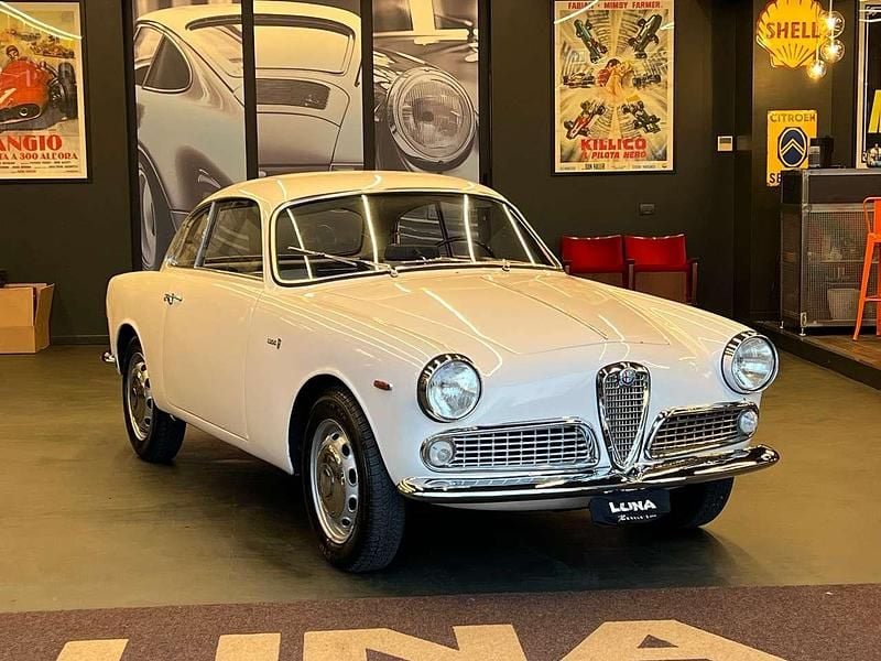 Bianco Usata 1960 Alfa Romeo Giulietta Sprint Coupé | 39.000 € - Immagine 1/4