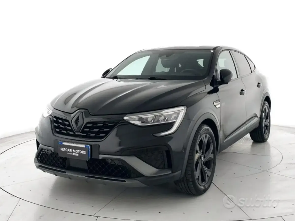 Usata Renault Arkana Engineered 94 CV (69 kW) 2023 Nero SUV