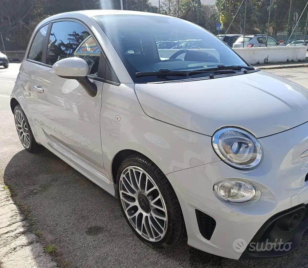 Usata Abarth 595 135 CV (99 kW) 2020 Grigio Berlina