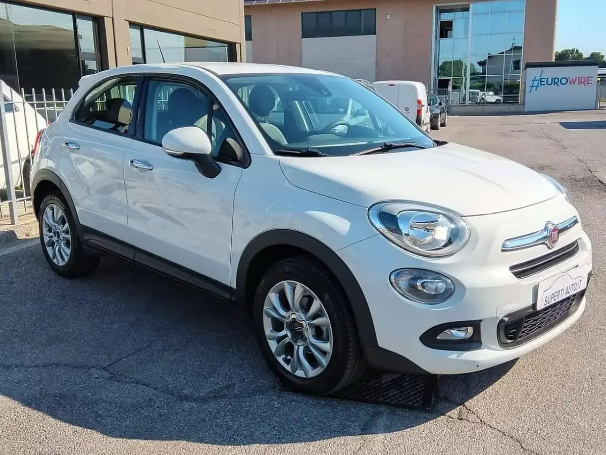 Usata Fiat 500 Lounge 120 CV (88 kW) 2015 Bianco Station wagon