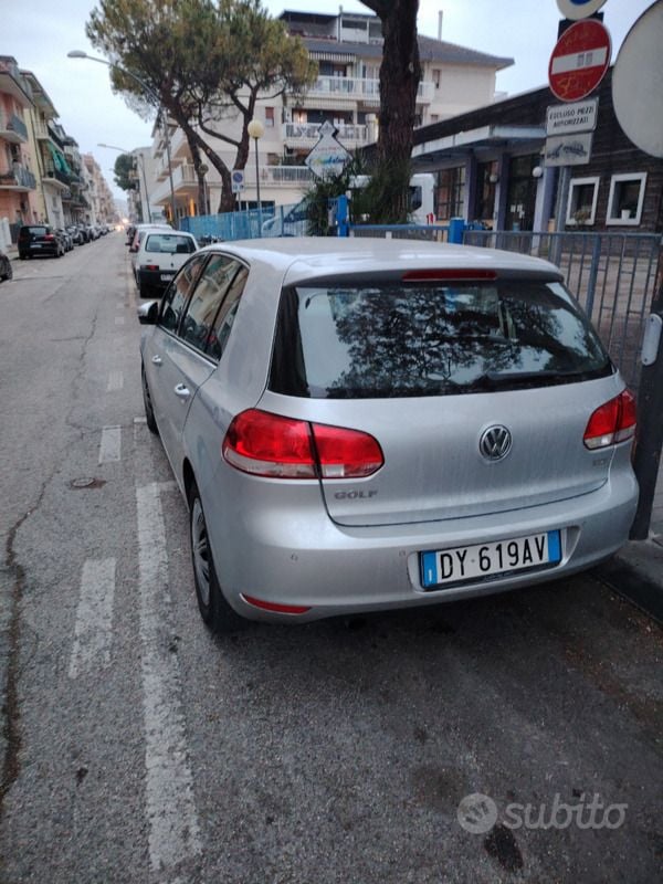 Grigio Usata 2009 VW Golf VI Due volumi | 5500 € (Cara) - Immagine 1/4