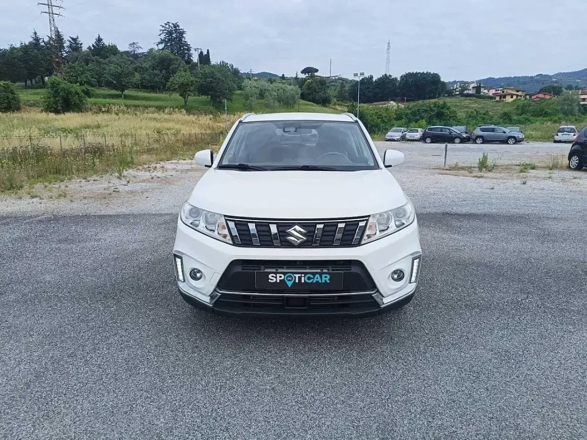 Usata Suzuki Vitara Cool 111 CV (81 kW) 2019 Bianco SUV