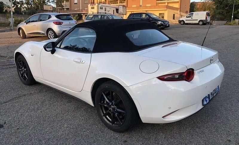 Usata Mazda MX5 Exceed 131 CV (96 kW) 2018 Bianco Cabrio