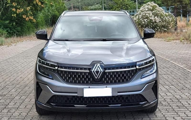 Usata Renault Austral Techno 130 CV (95 kW) 2024 Grigio SUV