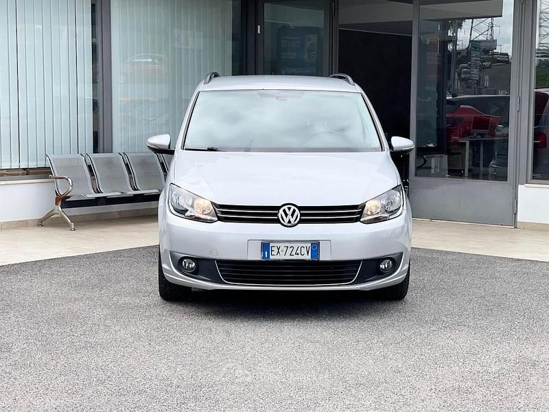 Usata VW Touran Business 105 CV (77 kW) 2014 Argento Monovolume