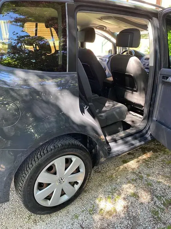 Usata VW Touran Comfortline 150 CV (110 kW) 2015 Grigio Monovolume