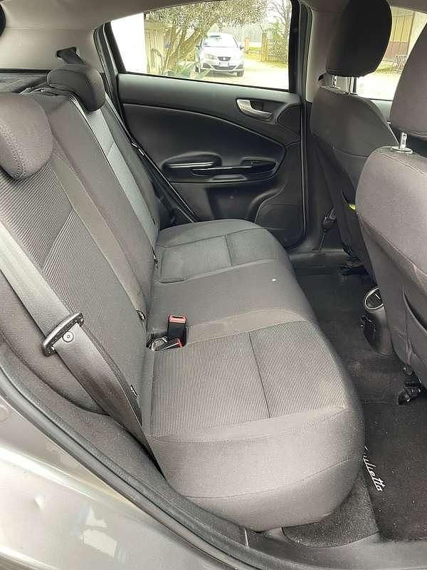 Usata Alfa Romeo Giulietta Exclusive 170 CV (125 kW) 2011 Grigio Berlina