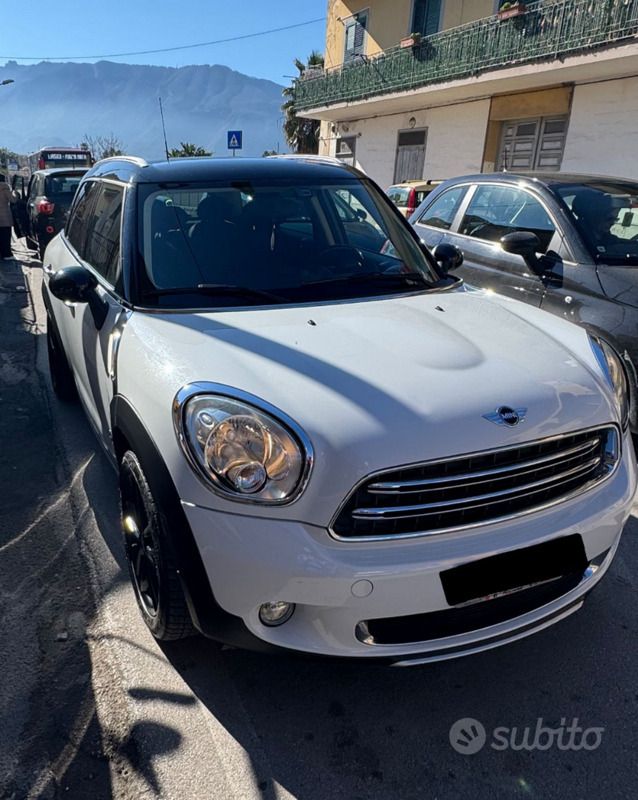 Bianco Usata 2014 Mini Cooper D Countryman SUV | 9900 € (Cara) - Immagine 1/4