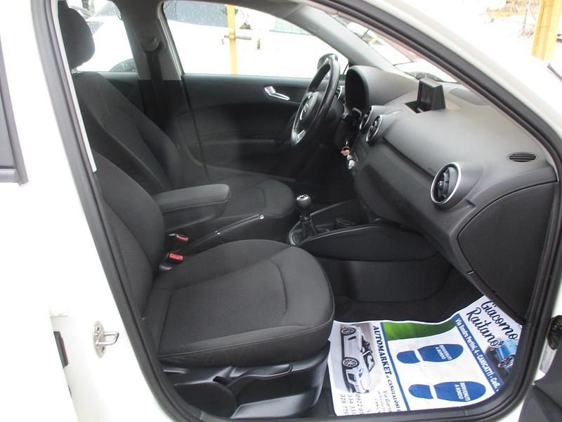 Usata Audi A1 Ambition 86 CV (63 kW) 2012 Bianco Utilitaria