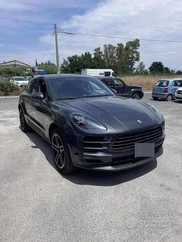 Usata Porsche Macan 245 CV (180 kW) 2019 Grigio SUV