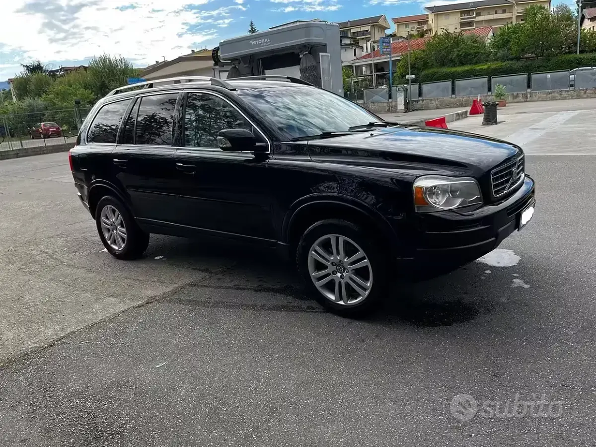 Usata Volvo XC90 185 CV (136 kW) 2007 Nero SUV