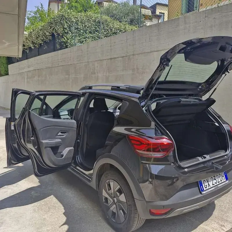 Usata Dacia Sandero Expression 101 CV (74 kW) 2024 Berlina
