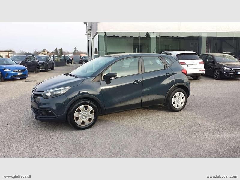 Usata Renault Captur 90 CV (66 kW) 2014 Blu/azzurro SUV