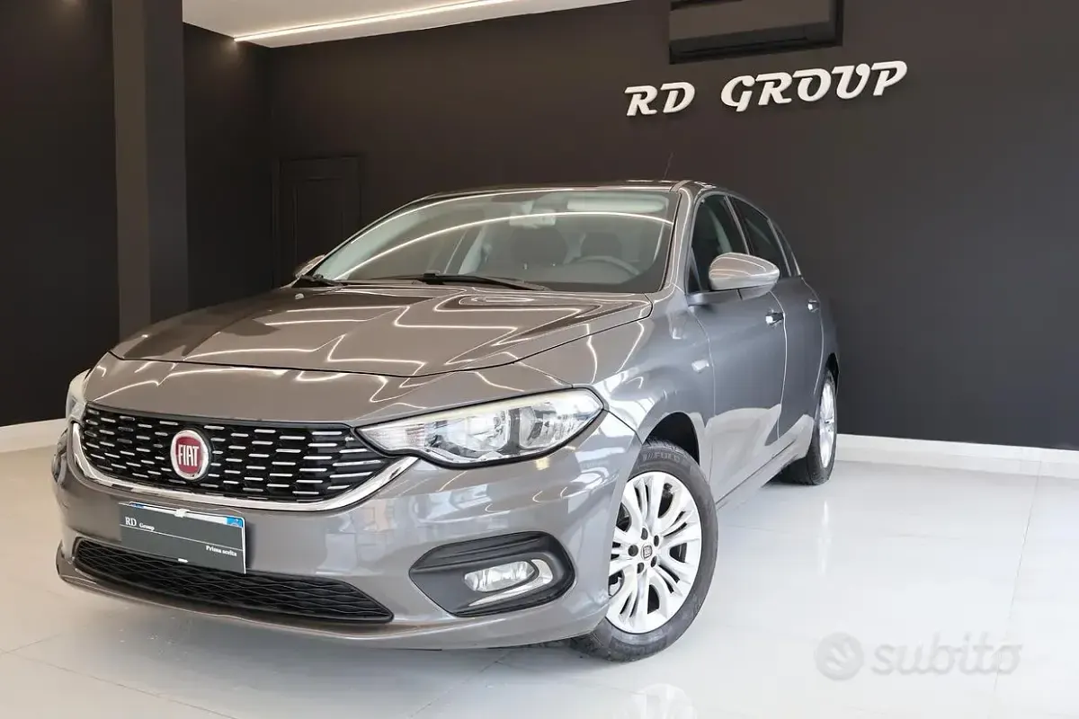 Usata Fiat Tipo Lounge 120 CV (88 kW) 2017 Berlina