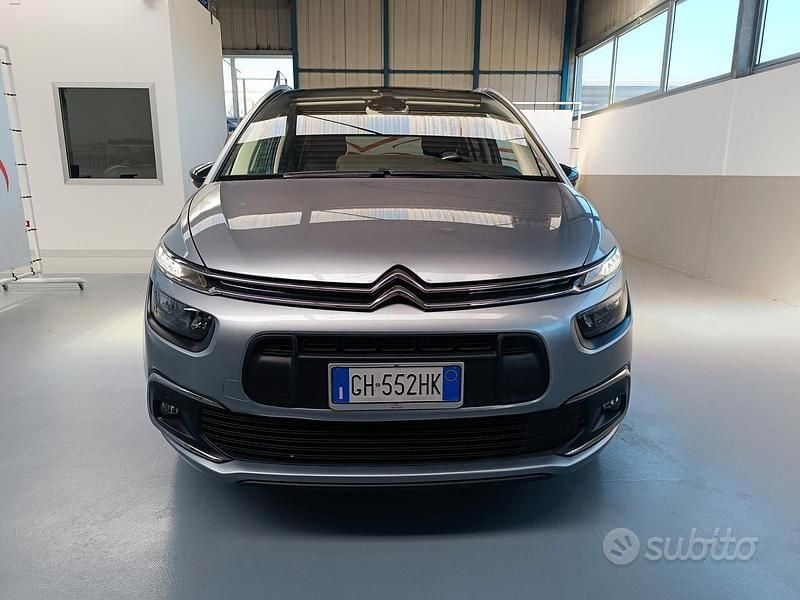 Usata Citroën C4 SpaceTourer Shine 131 CV (96 kW) 2022 Grigio Monovolume
