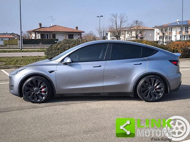 Usata Tesla Model Y Performance 392 kW (534 CV) 2023 Grigio SUV
