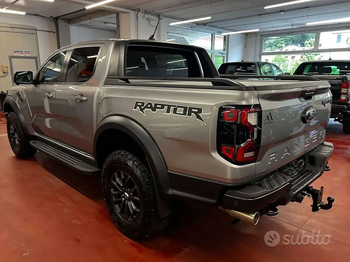 Usata Ford Ranger Raptor 292 CV (214 kW) 2024 Aluminium met Pick-up