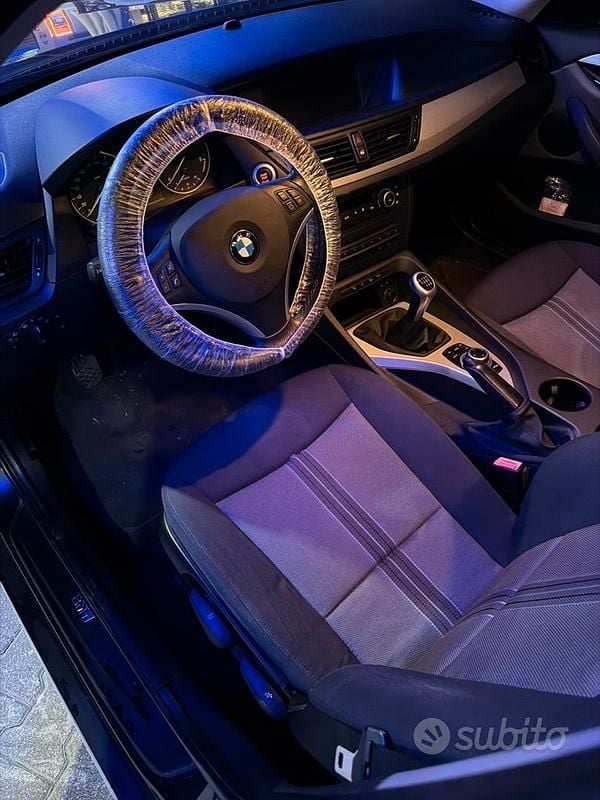 Usata BMW X1 177 CV (130 kW) 2010 Nero SUV