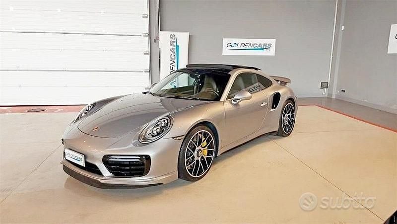 Usata Porsche 911 Turbo S 581 CV (427 kW) 2017 Grigio Coupé